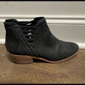Vince Camuto Booties